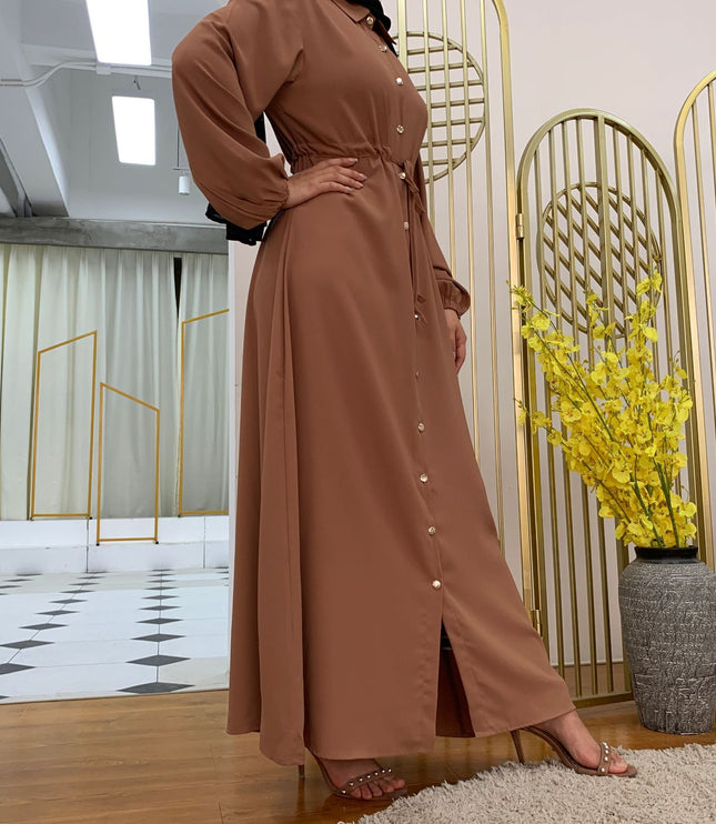 Full-button dress with a neat lapel