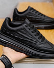 Black / 39