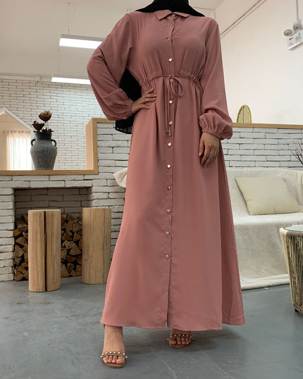 Full-button dress with a neat lapel