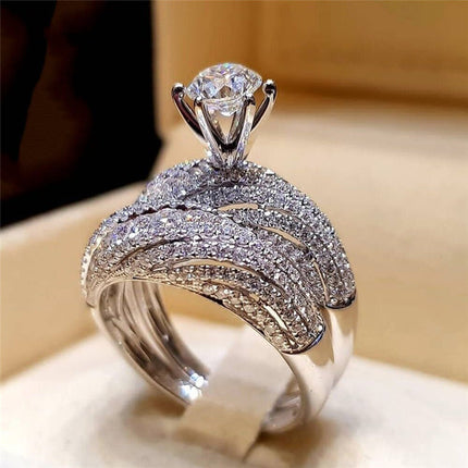 Women’s Zircon Inlaid Alloy Ring – Stylish and Durable Accessory