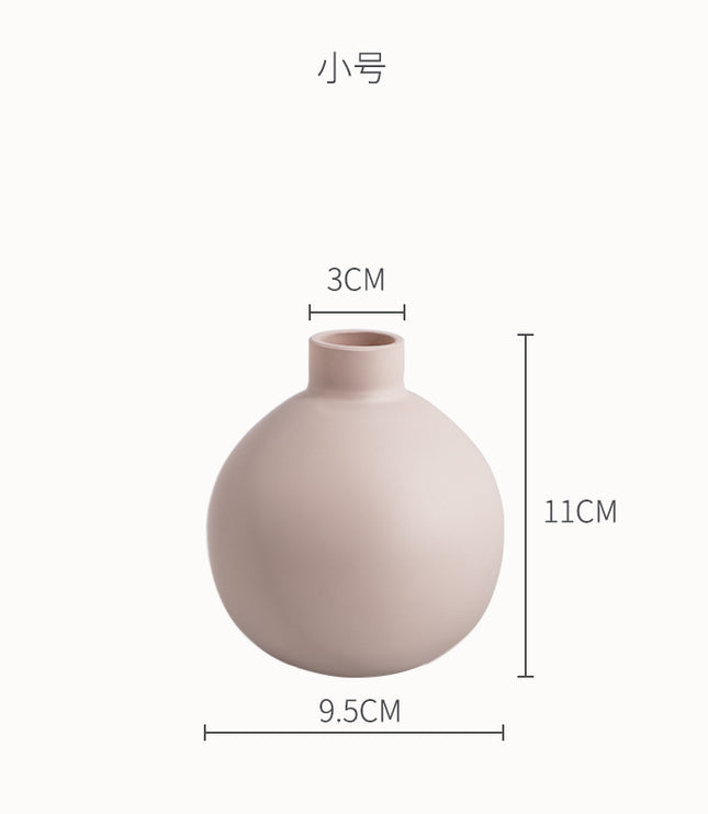Ceramic vase