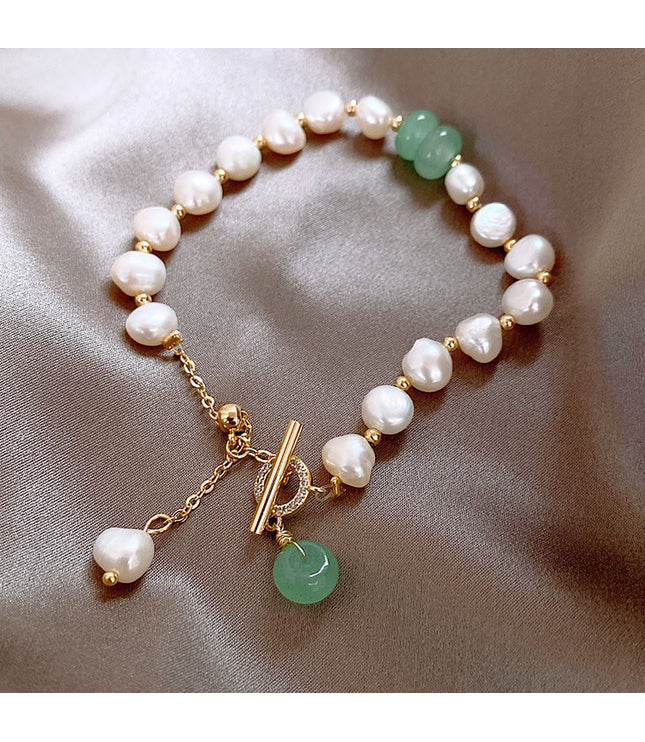 Modern Geometric Charm Bracelet for Stylish Women