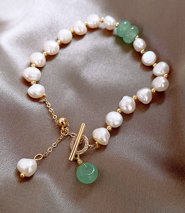 Modern Geometric Charm Bracelet for Stylish Women