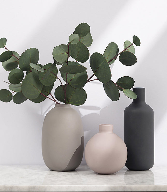 Ceramic vase