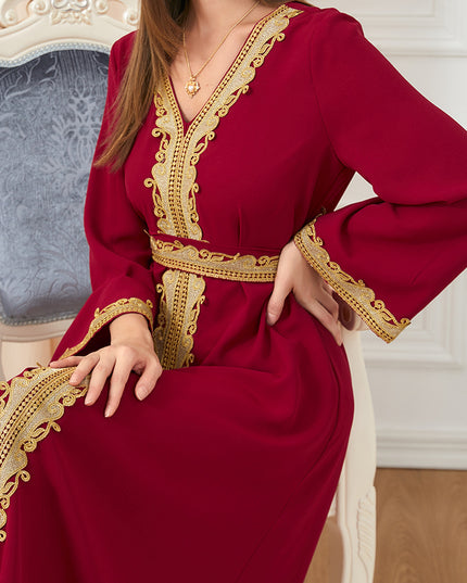 Women's Temperament Fashion Solid Color Stitching Embroidery Long-sleeved Dress