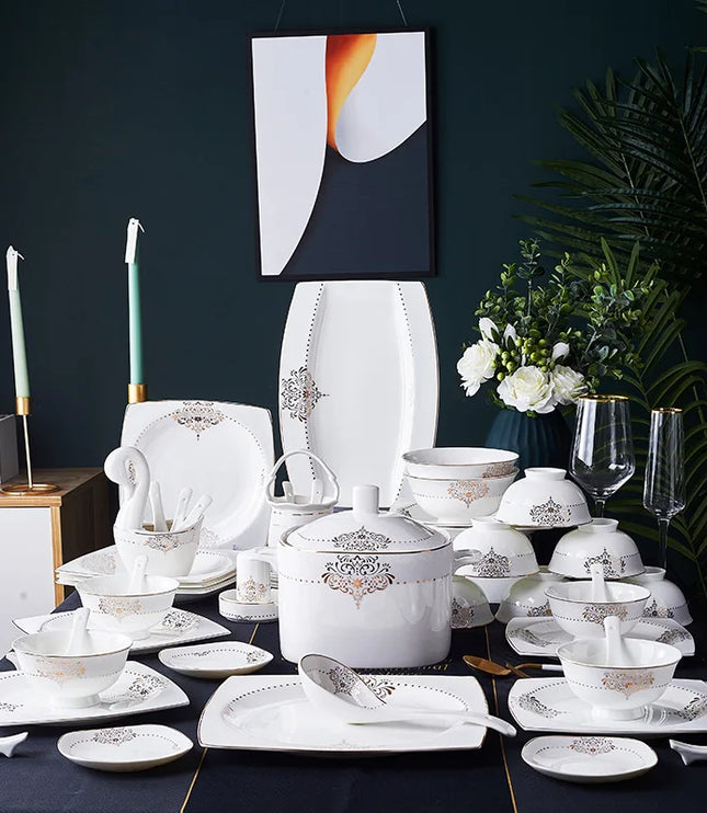 Wholesale Ceramic Plate Dinnerware 60 Pieces Luxury Gold Rim Bone China Dinner Sets